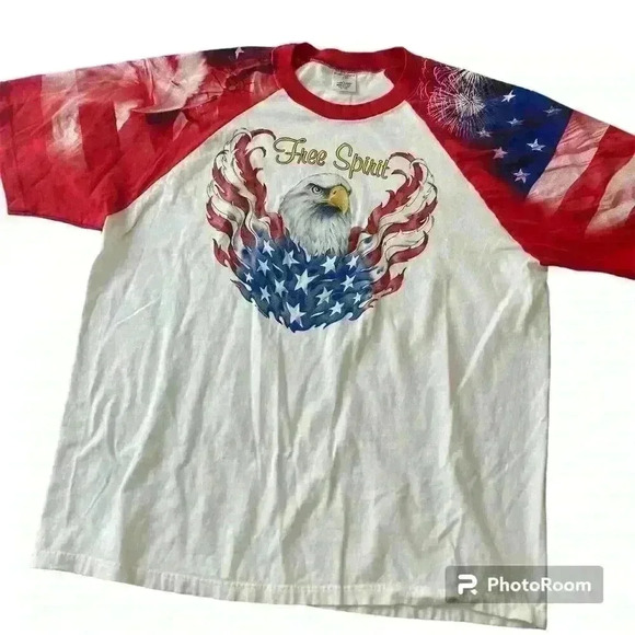 Free Spirit Eagle Patriotic American Flag Tee Size Large Made in USA Fireworks - Picture 1 of 9
